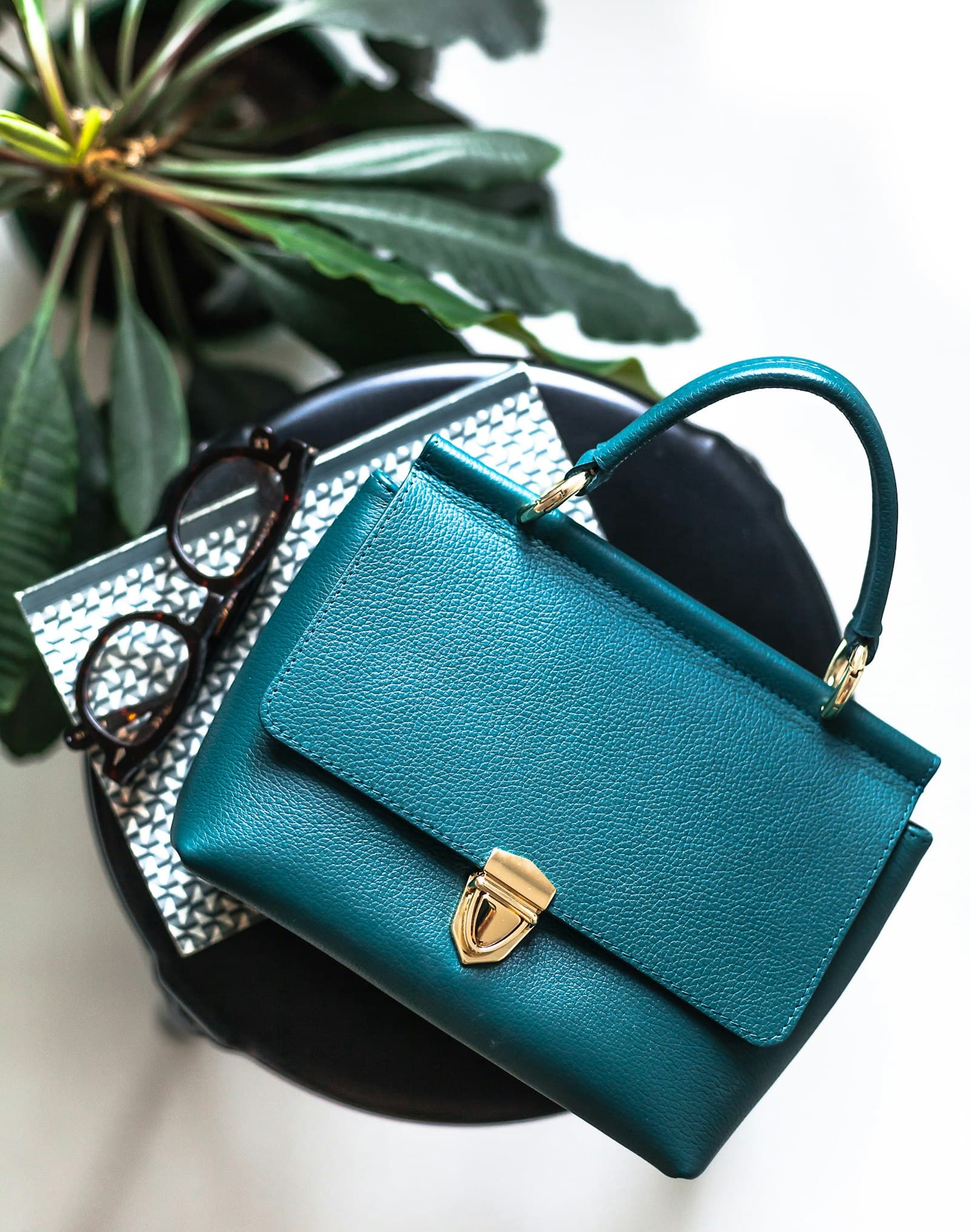 Placeholder photograph of an ivory structured bag
